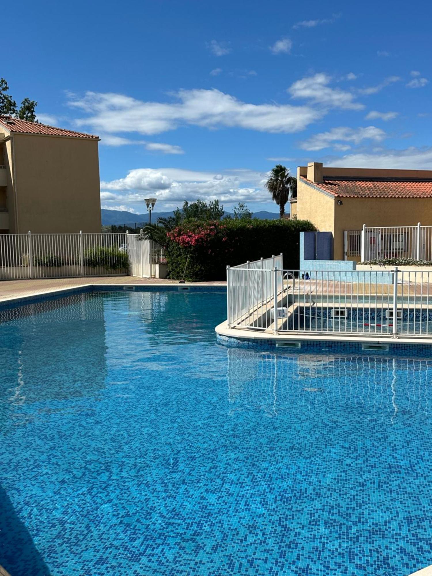 T2 Rdc A Canet En Roussillon Europa 4 Pers ,Piscine,Clim, Tennis, Parking Εξωτερικό φωτογραφία